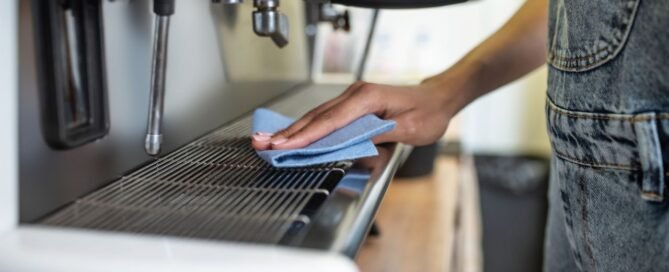 How to Clean Coffee Maker?