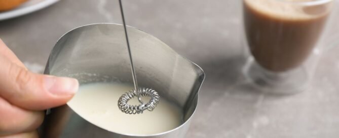 Why It A Good Idea To Get A Coffee Machine With Milk Frother