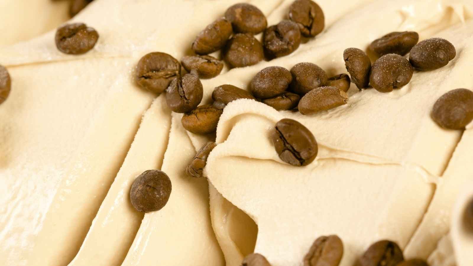 Easy Homemade Coffee Frozen Yogurt Recipe